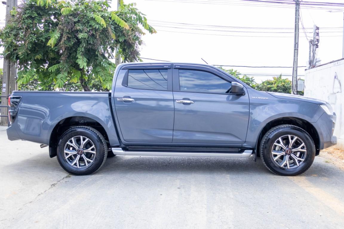 Isuzu Dmax Cab4 Hilander 1.9 ZP A/T 2023 *SK2019*